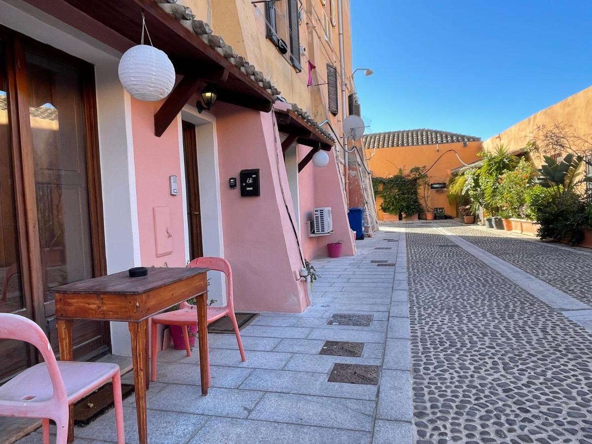 The Heart Of Cagliari, Cozy 2 Bedroom Apartment Eksteriør bilde
