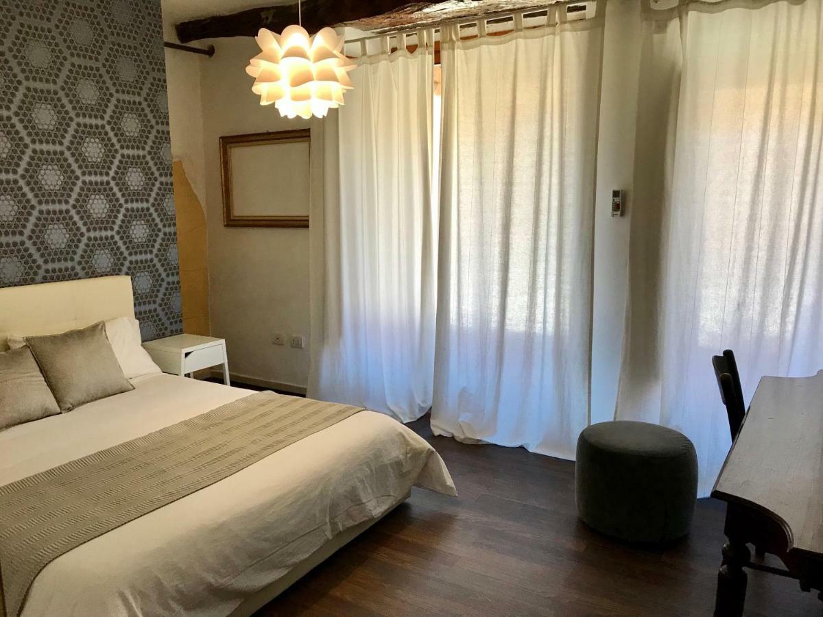 The Heart Of Cagliari, Cozy 2 Bedroom Apartment Eksteriør bilde