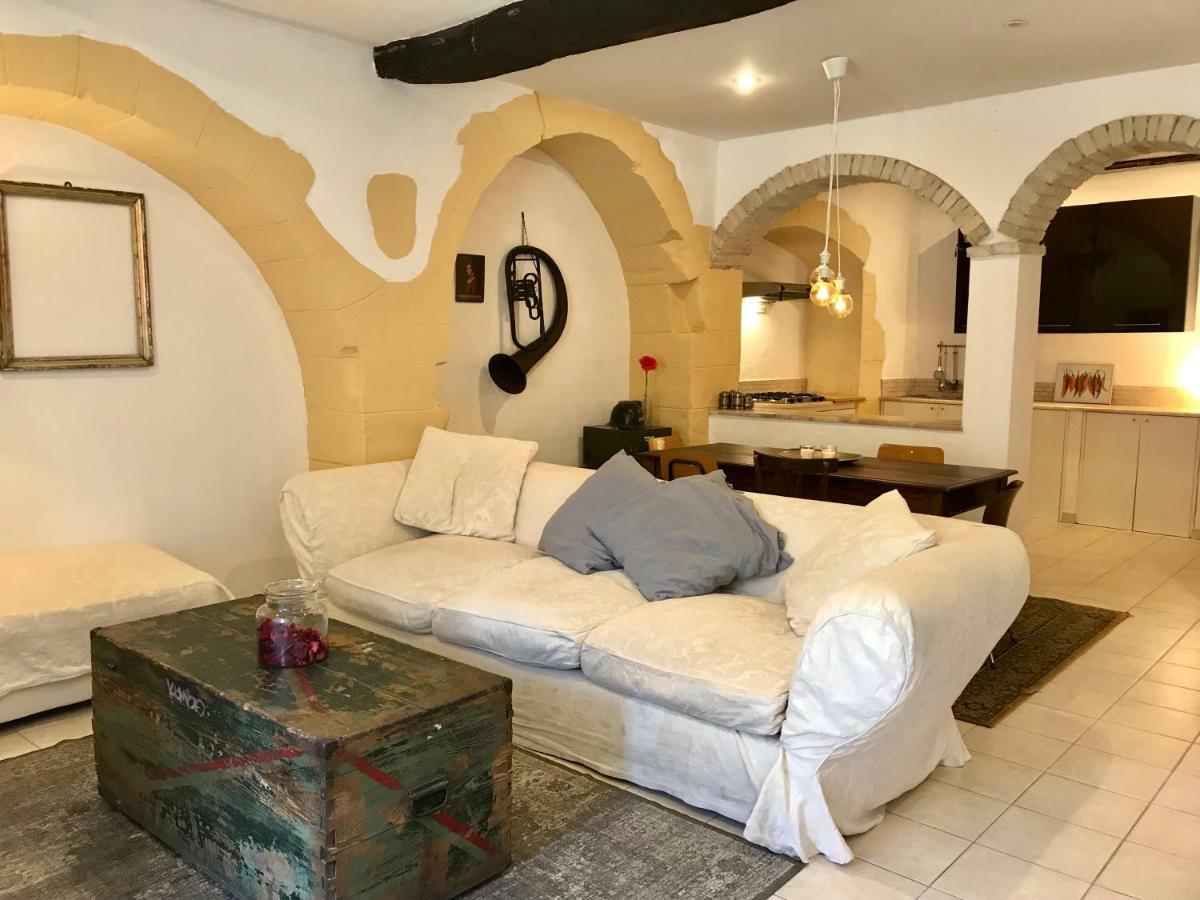 The Heart Of Cagliari, Cozy 2 Bedroom Apartment Eksteriør bilde